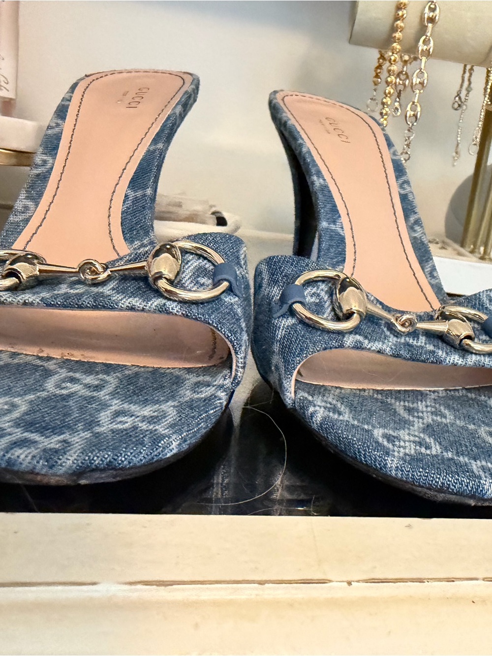 Erin Horsebit GG Monogram
Sandal - Picture 4 of 12